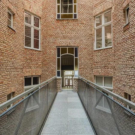 Wilson Park Loft With Mezzanine By Bookinghost Poznań