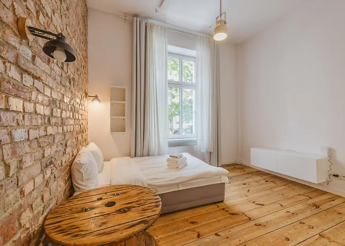 Wilson Park Loft With Mezzanine By Bookinghost Appartement