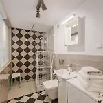 Wilson Park Loft With Mezzanine By Bookinghost Apartment *