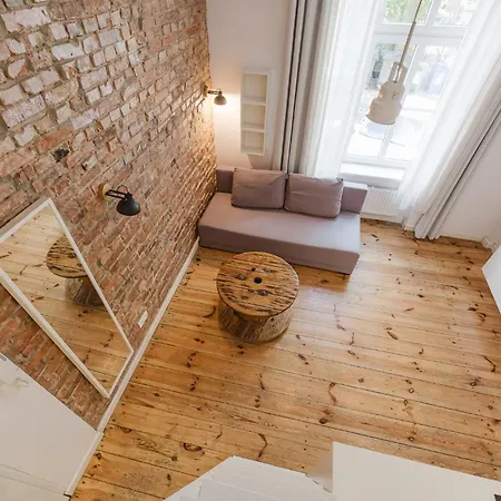 Wilson Park Loft With Mezzanine By Bookinghost Apartment