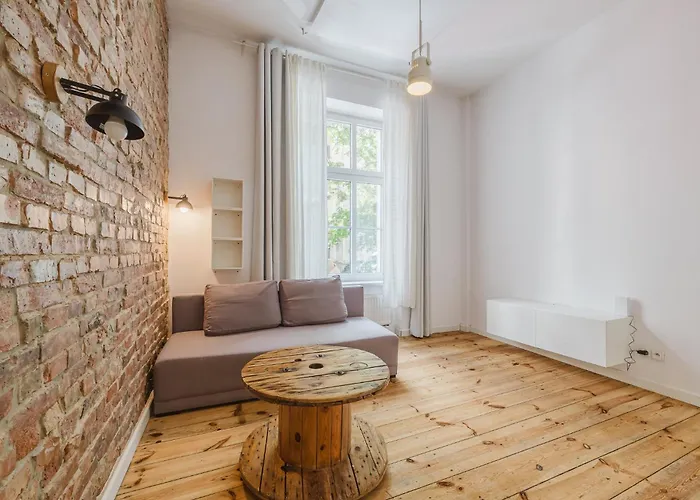 Wilson Park Loft With Mezzanine By Bookinghost Apartment